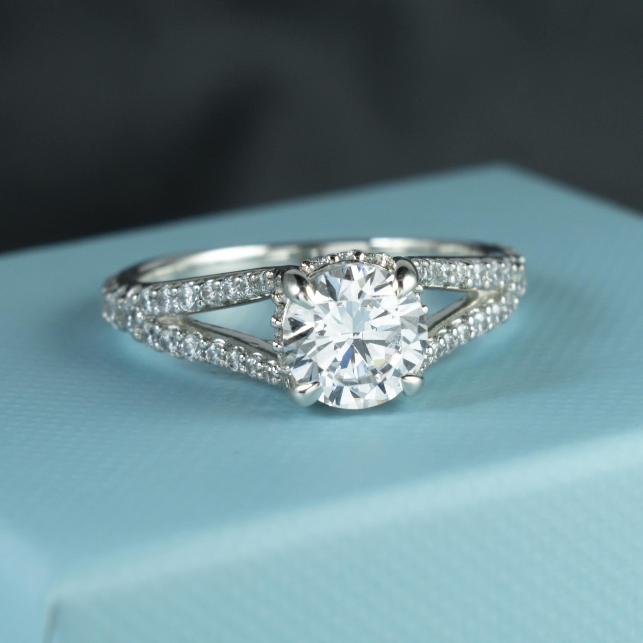 VRAI Created Diamonds: Made-to-Order Engagement Rings & Jewelry